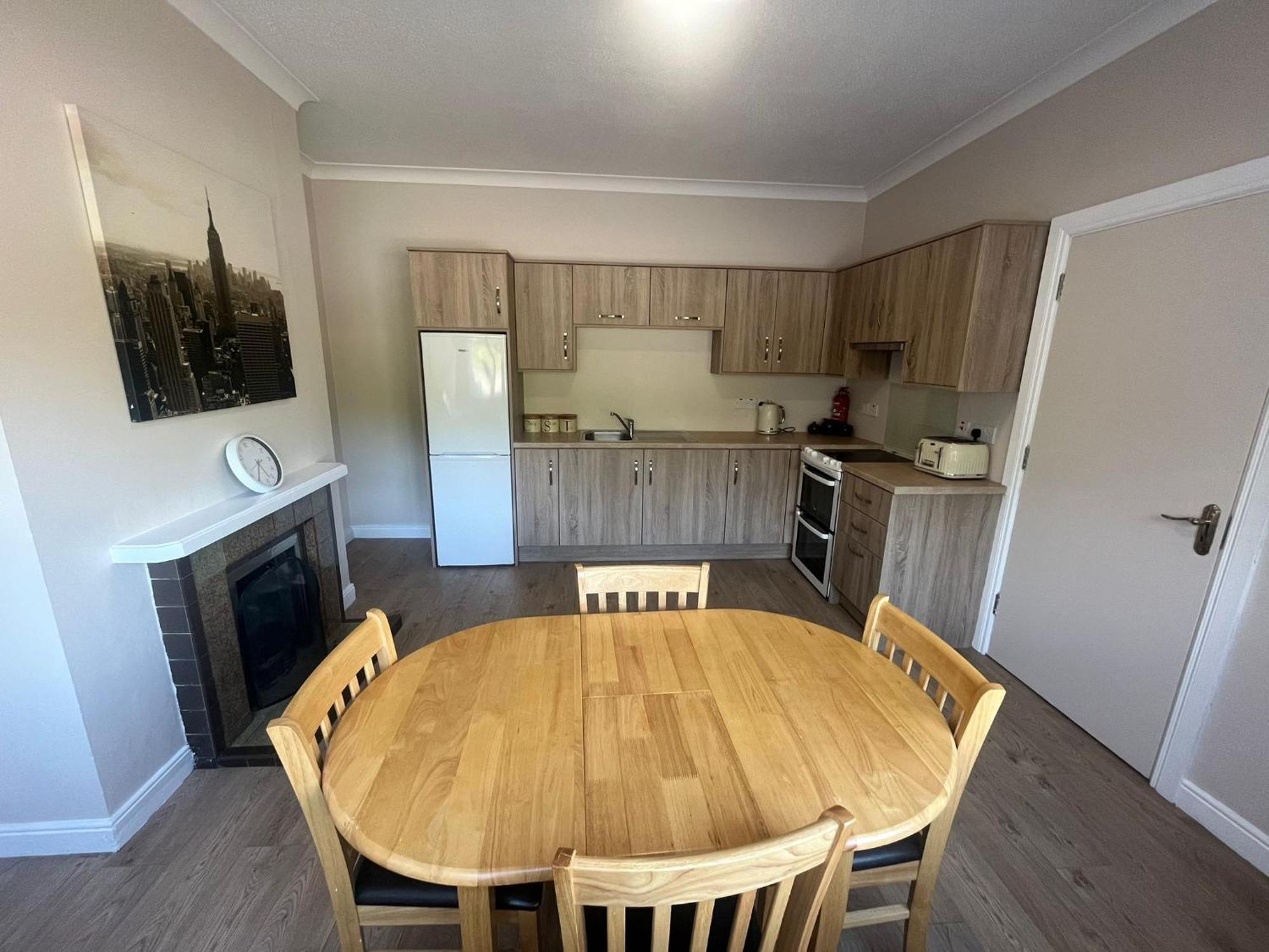 Yeats Lodge Self Catering Apartment And Bar Galway Exteriér fotografie